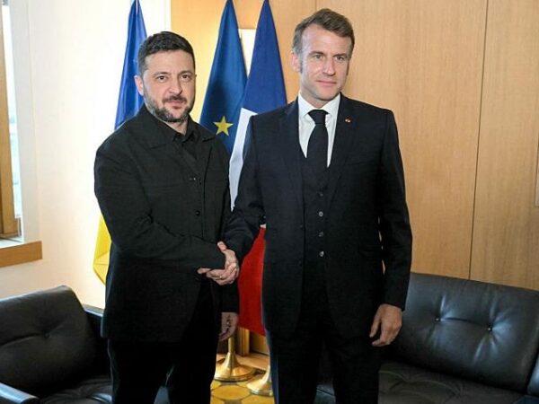 Новини світу - У Парижі Зеленський відвідає Генштаб "багатонаціональних сил"