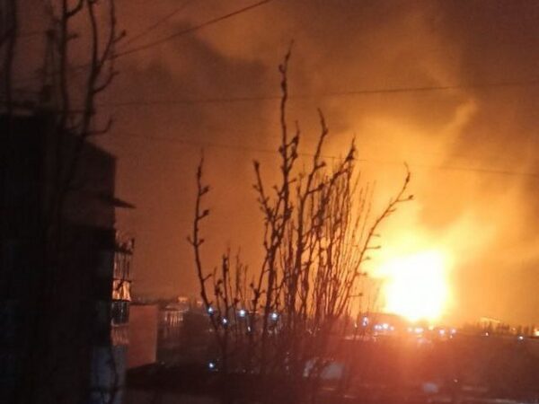 Новини світу - У Таганрозі РФ прогриміли 20 вибухів, вирує пожежа