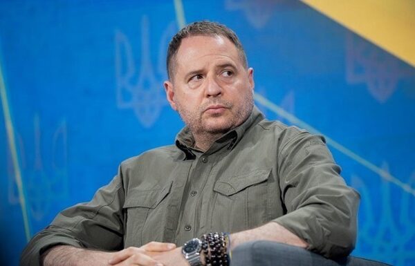 Новини України - У Єрмака проводять обшуки - НАБУ