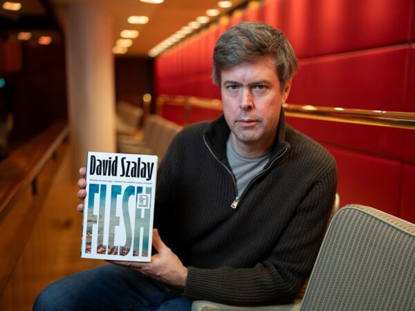 Новини культури - Угорець Девід Солой здобув Букерівську премію-2025 за роман Плоть