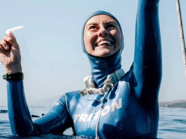 Новини спорту - Українка підкорила рекордну глибину, пірнувши без спорядження