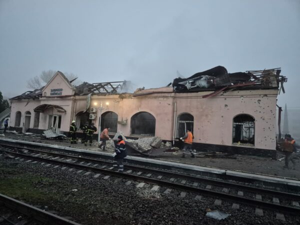 Новини України - Укрзалізниця ввела обмеження для потягів після обстрілів