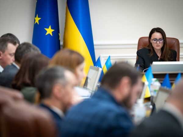 Новини України - Уряд затвердив програму виплат 6500 гривень