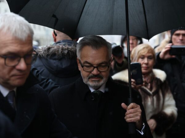 Новини світу - В Росії напали на посла Польщі