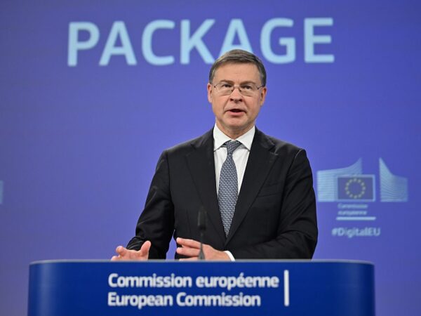 Новини бізнесу - В ЄС закликали G7 прискорити виділення Україні кредиту в $50 млрд