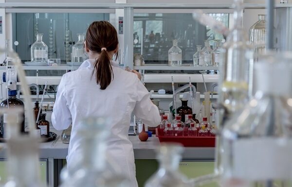 Технології - Велика Британія планує скоротити тестування на тваринах завдяки ШІ