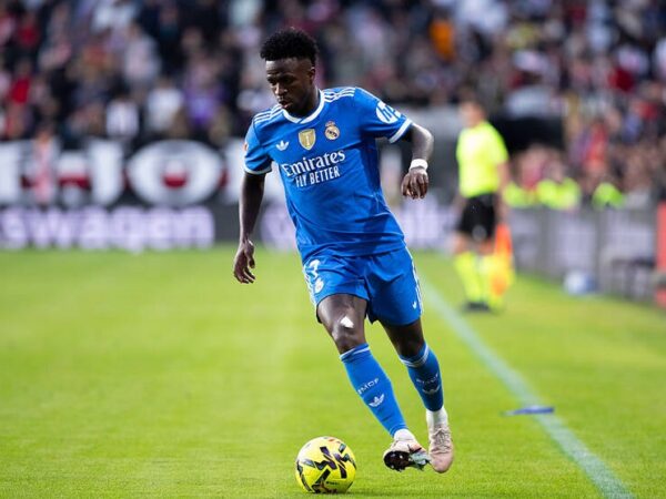 Новини спорту - Вінісіус припинив переговори з Реалом щодо нового контракту