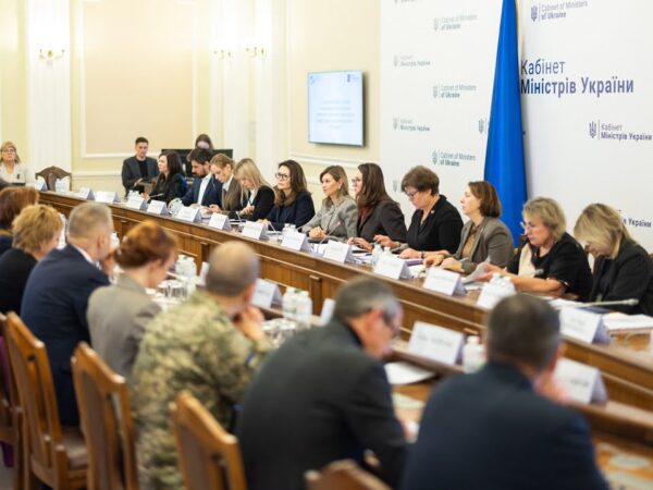 Олена Зеленська взяла участь у засіданні Комісії з питань рівних прав і можливостей