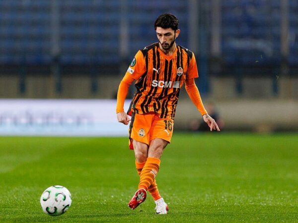 Новини спорту - Захисник Шахтаря розглядає зимовий трансфер - ЗМІ