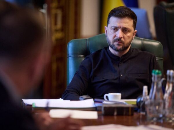 Новини України - Зеленський обговорив підбір кадрів на вакантні посади міністрів