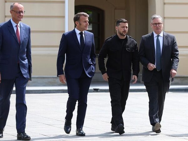 Новини України - ЗМІ: Київ і ЄС прагнуть переписати "мирний план"