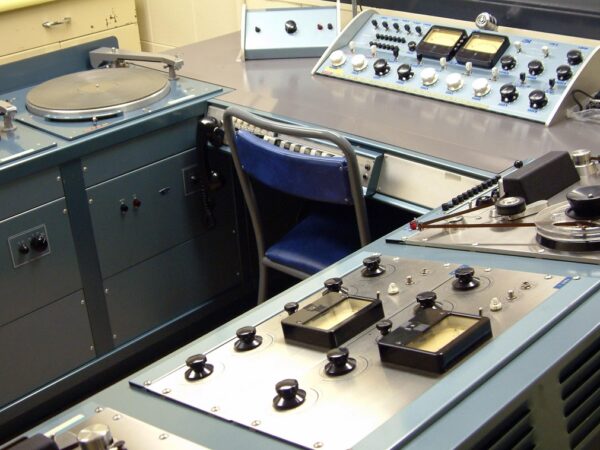 Новини світу - ЗСУ ударом дрона зупинили в РФ роботу Радіостанції Судного дня