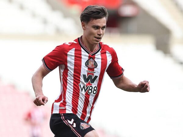 Новини спорту - 20-річний Тутєров дебютує в АПЛ за Сандерленд