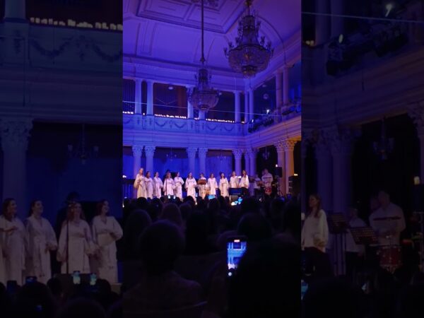 "Щедрик" у виконанні хору "Гомін" #art #music #ukraine