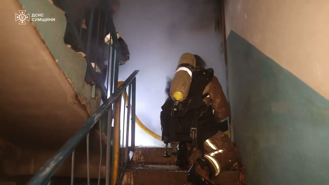 росіяни вдарили по будинку в Охтирці на Сумщині