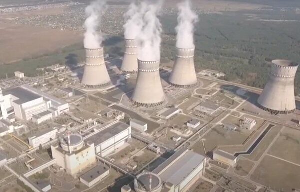 Новини України - АЕС знизили потужність через масований обстріл РФ