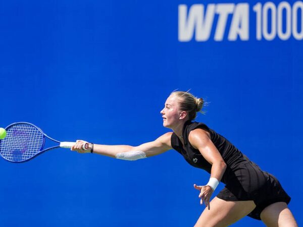 Новини політики - Без прапора РФ: російська тенісистка змінила громадянство