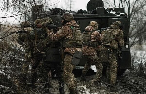 Новини України - Бої точаться на семи напрямках - Генштаб