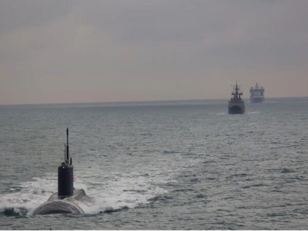 Новини світу - Британський флот три дні переслідував субмарину РФ