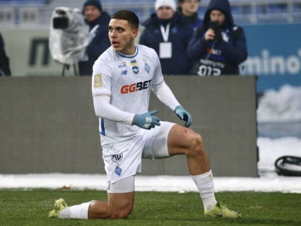 Новини спорту - Дебютний гол 19-річного Пономаренка зміцнює позиції Динамо в матчі з Ноа