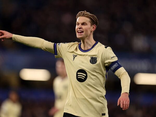 Новини спорту - Два півзахисники Барселони знову доступні для гри