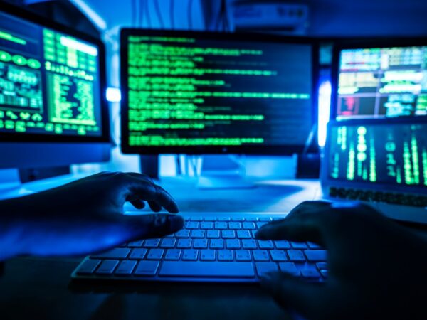 Новини світу - Хакери РФ паралізували роботу пошти Франції напередодні Різдва