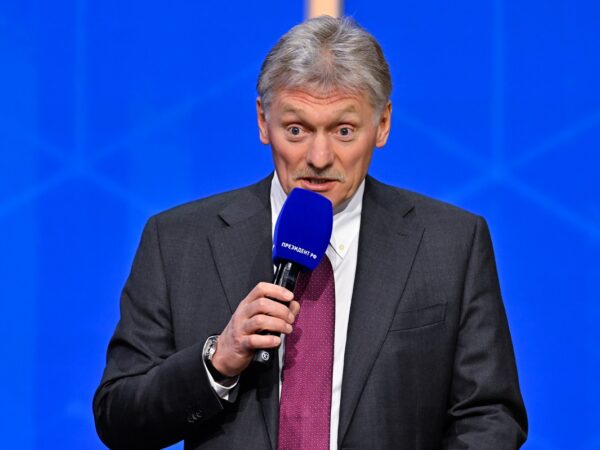 Новини світу - Кремль підтримав ідею Макрона про діалог з Путіним