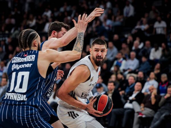 Новини спорту - Лень результативно грає в Євролізі, де Реал перемагає Анадолу Ефес