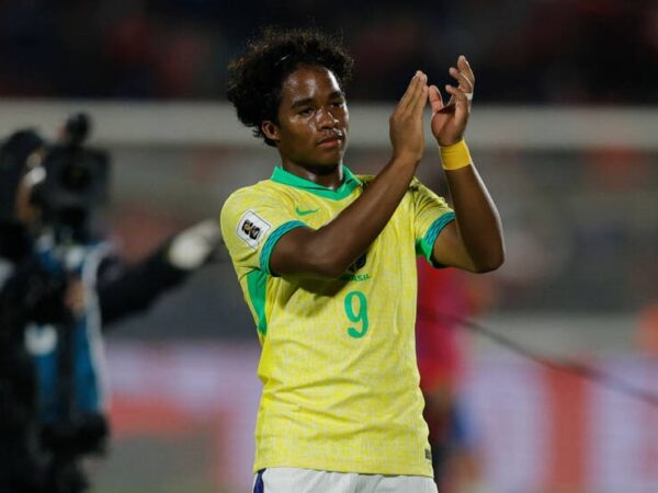 Новини спорту - Ліон офіційно підтвердив трансфер Ендріка