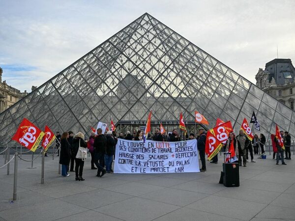 Новини світу - Лувр закрили через страйк працівників музею