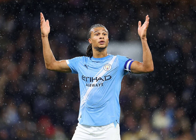 Новини спорту - Манчестер Сіті запропонував Реалу свого захисника