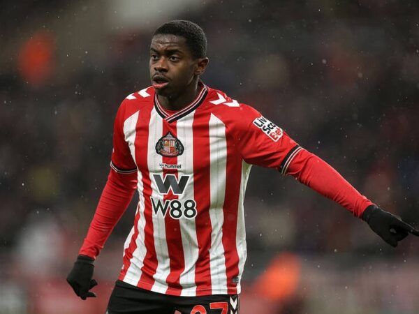 Новини спорту - Манчестер Юнайтед виявив інтерес до півзахисника новачка АПЛ