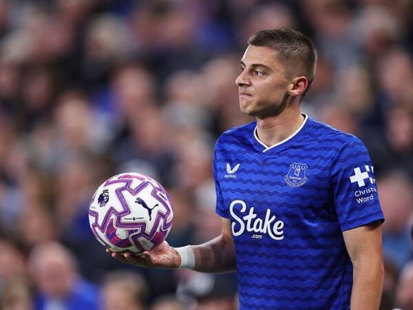 Новини спорту - Миколенка можуть включити в обмін між Евертоном та іншим клубом АПЛ