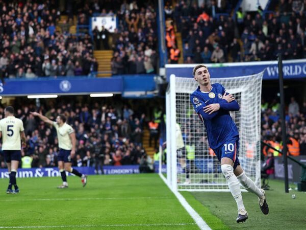 Новини спорту - Миколенко в матчі із Челсі захищав і атакував: Евертону по грі не щастило