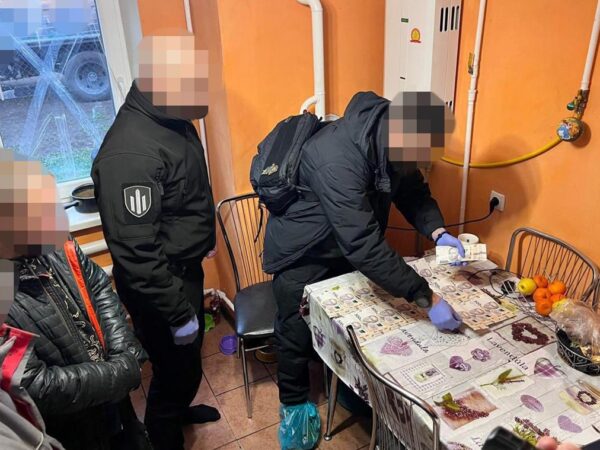 Новини України - На Донеччині дилер намагався продавати наркотики військовим