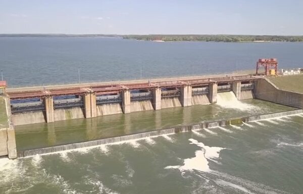 Новини України - На Харківщині через удари по дамбі тисячам людей може загрожує підтоплення