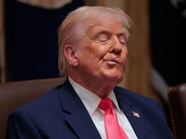 Новини світу - Нападу може зазнати будь-яка країна, що ввозить наркотики в США - Трамп