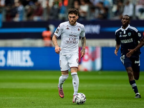 Новини спорту - Наполі, Ліон і Лаціо націлилися на флангового гравця Динамо