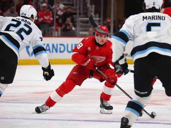 Новини спорту - НХЛ: домашня невдача Детройта та поразка Вегаса