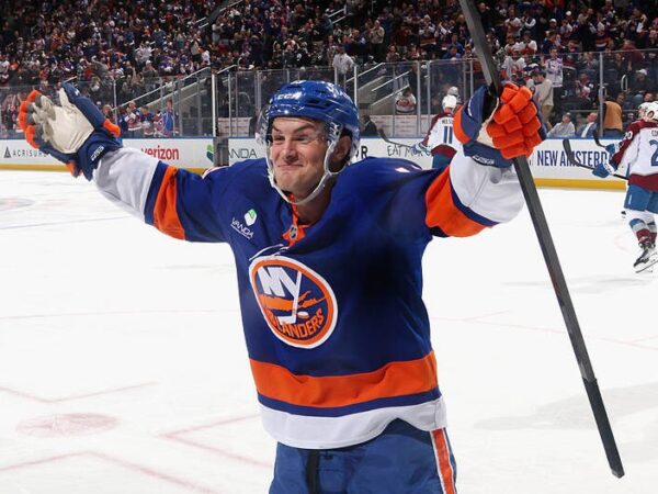 Новини спорту - НХЛ: Едмонтон і Колорадо здобули нищівні перемоги