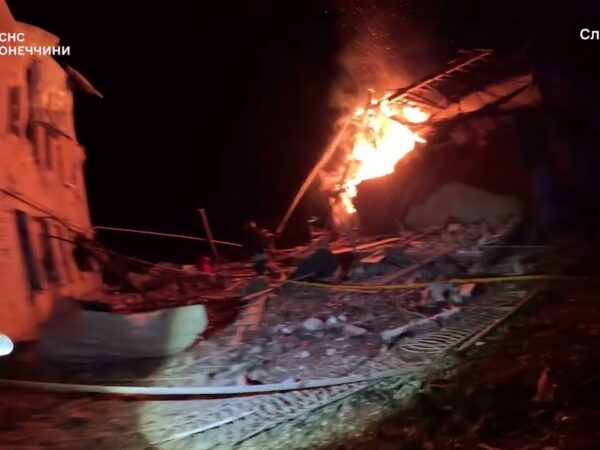 Авіаудар по Слов’янську: 8 поранених, серед них 2 дітей