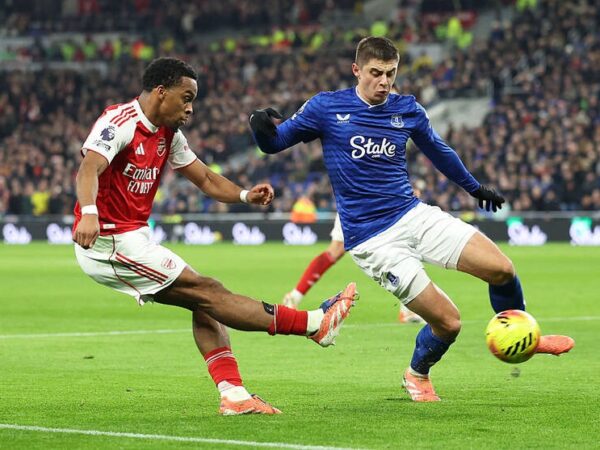 Новини спорту - Оцінка гри Миколенка в матчі проти Арсеналу