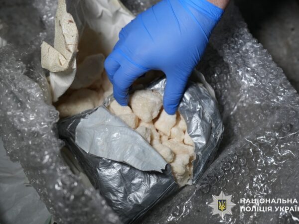 Новини України - Поліція ліквідувала наркосхему з обігом у 95 млн