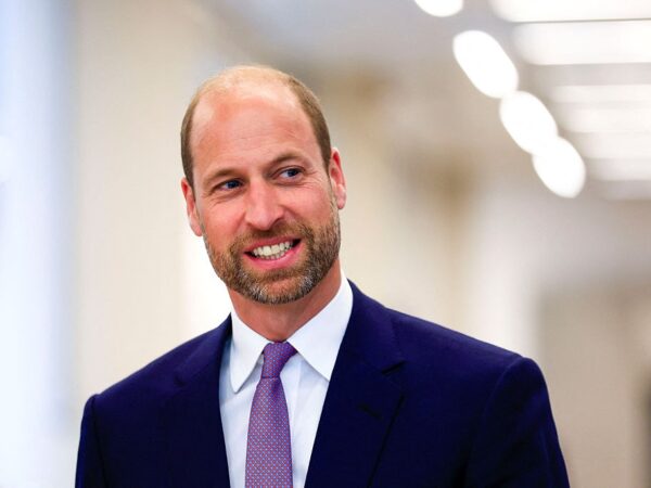 Новини культури - Принц Вільям показав різдвяне фото з принцесою Діаною