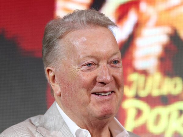 Новини спорту - Промоутер пояснив рішення Усика не битися з Вордлі