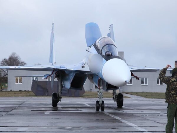 Новини світу - Росія передала Білорусі третю партію своїх винищувачів Су-30СМ2