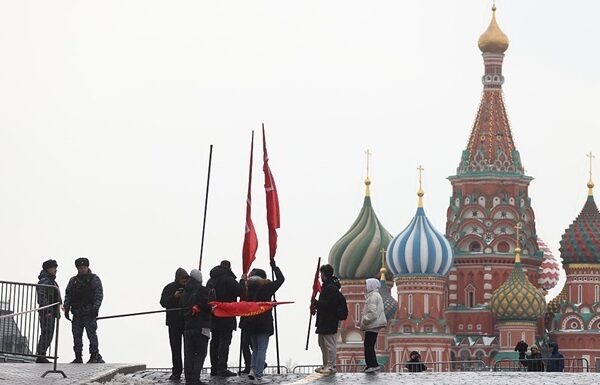 Новини світу - Росіяни масово скаржаться на невиплату зарплати