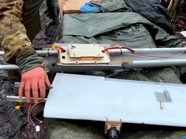 Новини України - Росіяни почали встановлювати Starlink на дрони Молнія