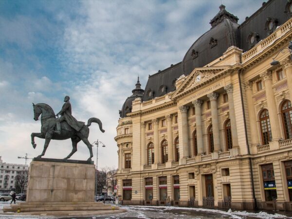 Новини політики - Росіяни здобувають паспорти ЄС, привласнюючи особи загиблих українців - ЗМІ