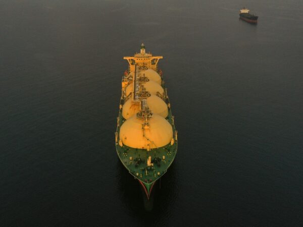 Новини бізнесу - Санкції "добивають" російський СПГ - ЗМІ